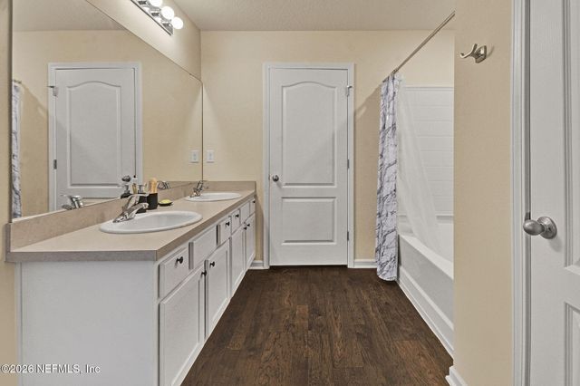 2465 FALLING STAR Lane, Green Cove Springs, FL 32043