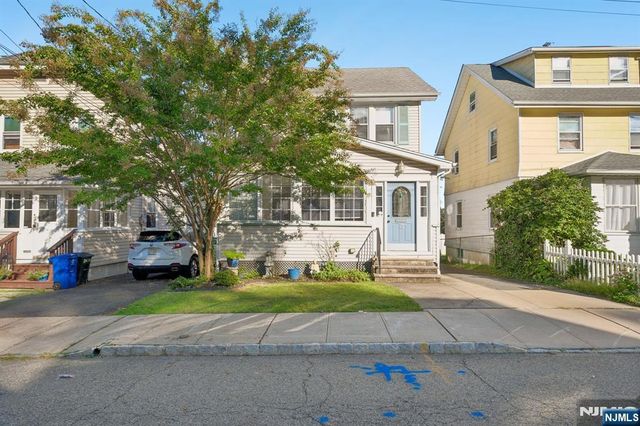 4 Park Drive, West Orange, NJ 07052