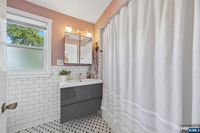 4 Park Drive, West Orange, NJ 07052