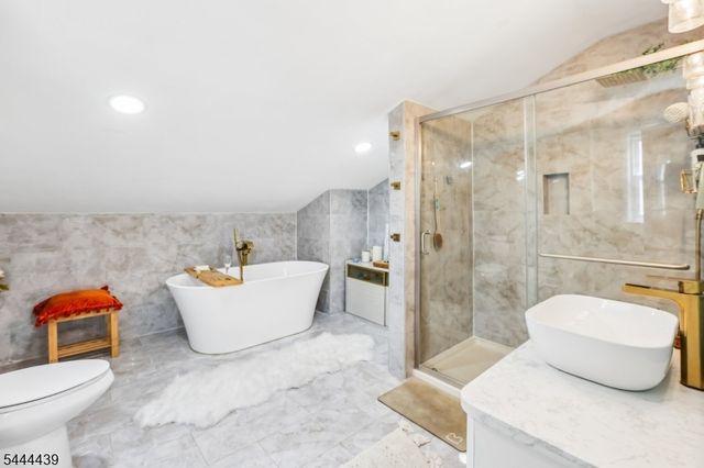 84 Howard Pl, Nutley Twp., NJ 07110