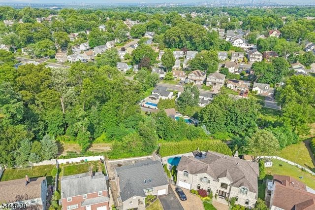 84 Howard Pl, Nutley Twp., NJ 07110