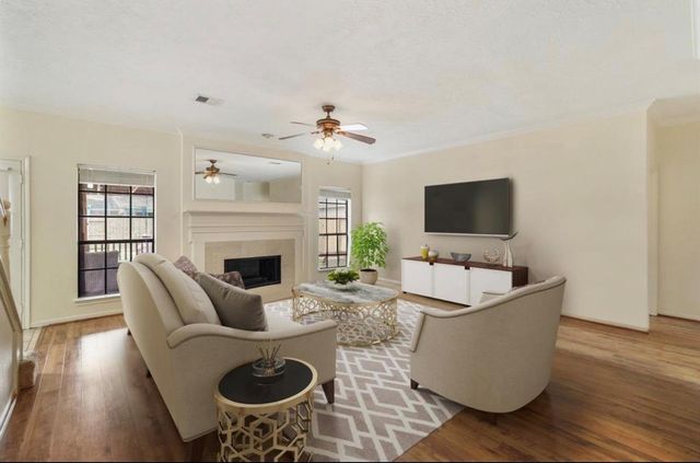 17335 Meadow Heights Drive, Houston, TX 77095