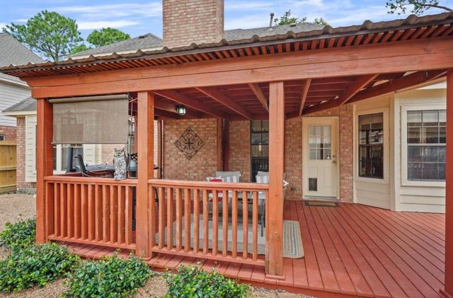 17335 Meadow Heights Drive, Houston, TX 77095