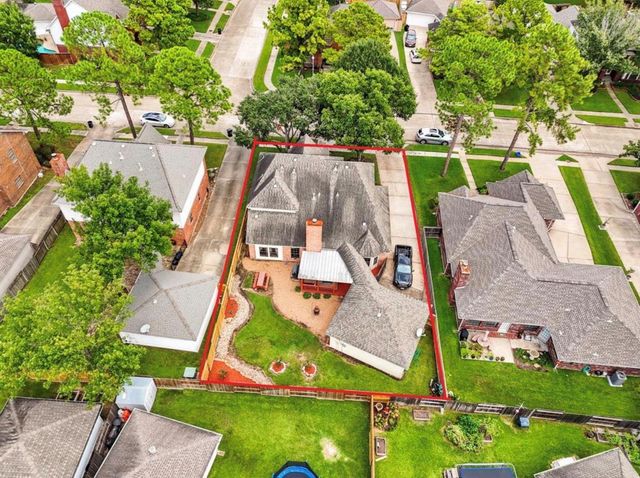 17335 Meadow Heights Drive, Houston, TX 77095