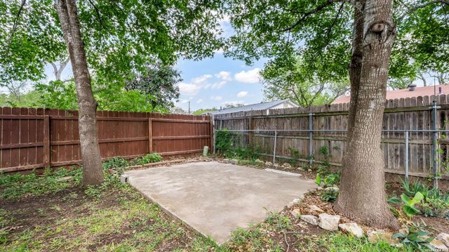 7306 CLEAR WATER ST, San Antonio, TX 78238