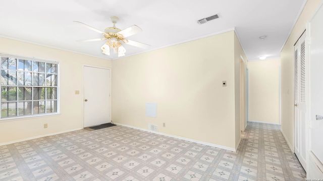 7306 CLEAR WATER ST, San Antonio, TX 78238