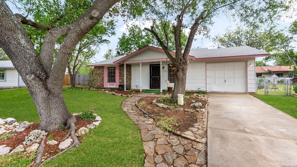 7306 CLEAR WATER ST, San Antonio, TX 78238