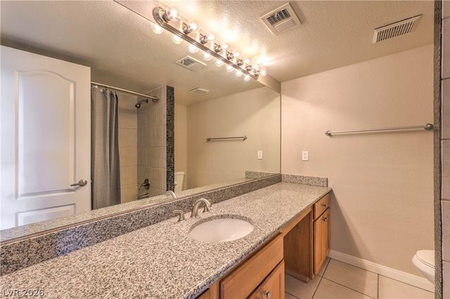 714 Oakmont Avenue 1101, Las Vegas, NV 89109