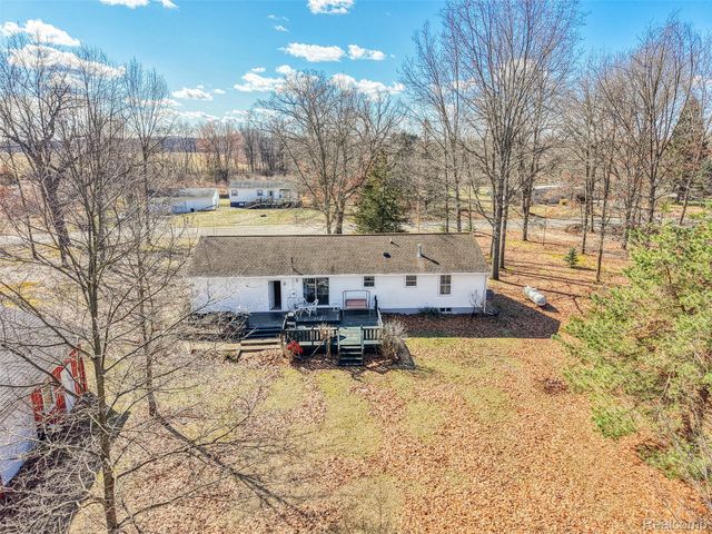 19876 Doyle Road, Unadilla Township, MI 48137