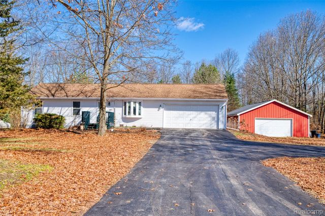 19876 Doyle Road, Unadilla Township, MI 48137