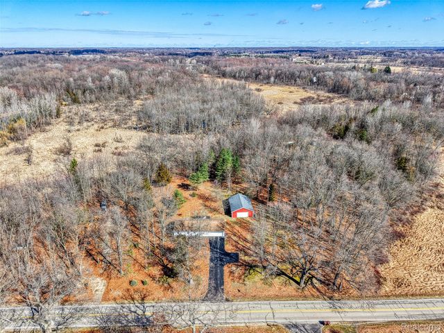 19876 Doyle Road, Unadilla Township, MI 48137