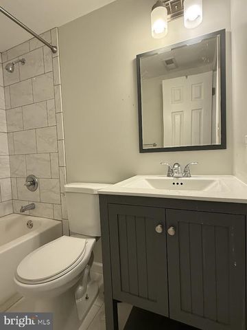 220 SUMMIT HALL RD, Gaithersburg, MD 20877