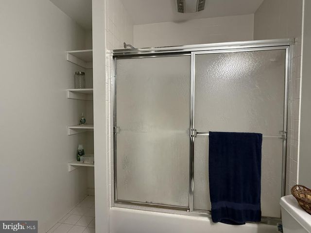 220 SUMMIT HALL RD, Gaithersburg, MD 20877