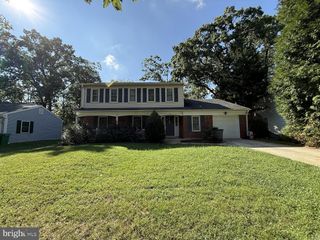 220 SUMMIT HALL RD, Gaithersburg, MD 20877