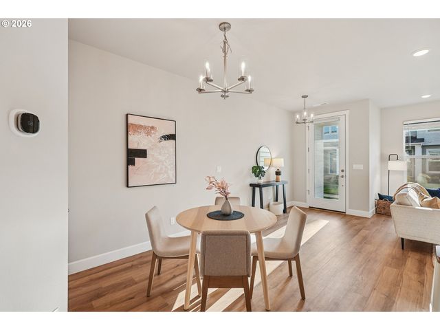 8422 Se STONECROP Ln, Hillsboro, OR 97123