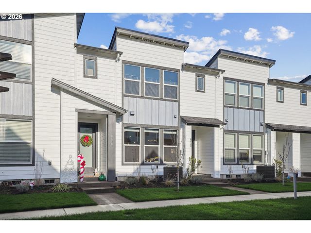 8422 Se STONECROP Ln, Hillsboro, OR 97123