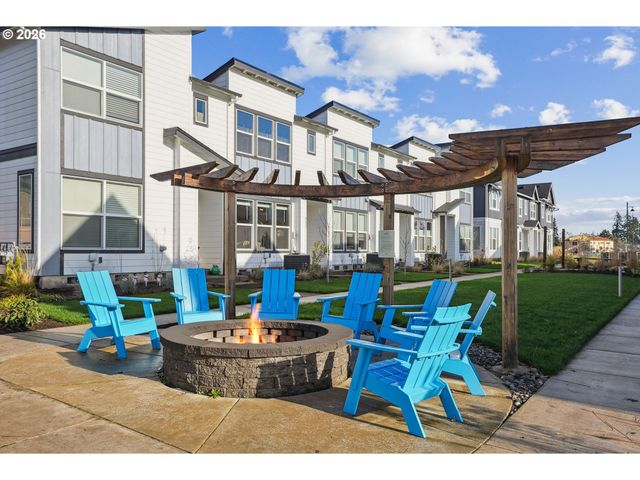 8422 Se STONECROP Ln, Hillsboro, OR 97123