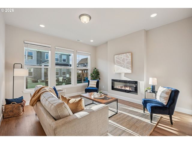 8422 Se STONECROP Ln, Hillsboro, OR 97123