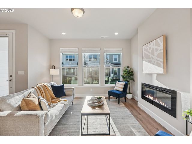 8422 Se STONECROP Ln, Hillsboro, OR 97123