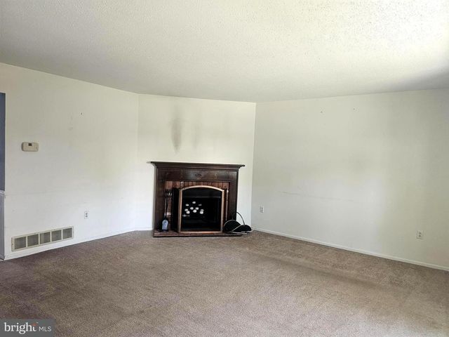 H 12 SHIRLEY LN, Lawrenceville, NJ 08648