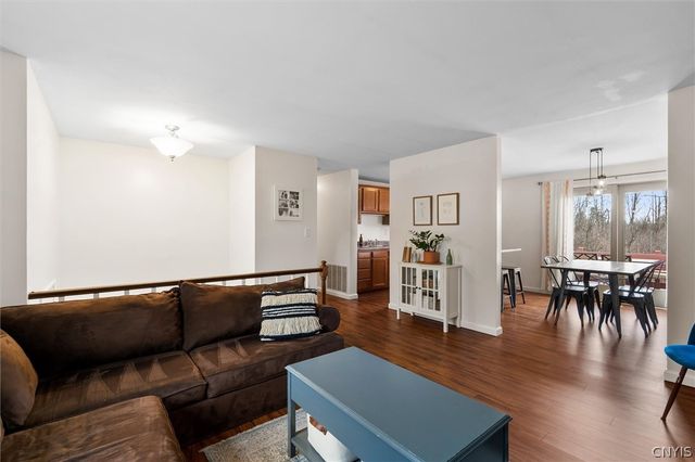 6034 Darby Road, Cicero, NY 13039