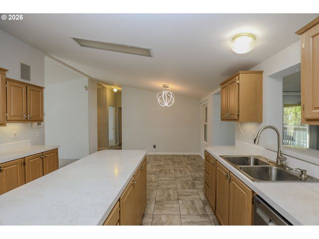 210 Nw TIMOTHY Ave, Winston, OR 97496