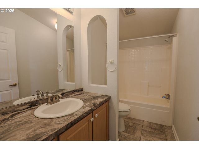 210 Nw TIMOTHY Ave, Winston, OR 97496