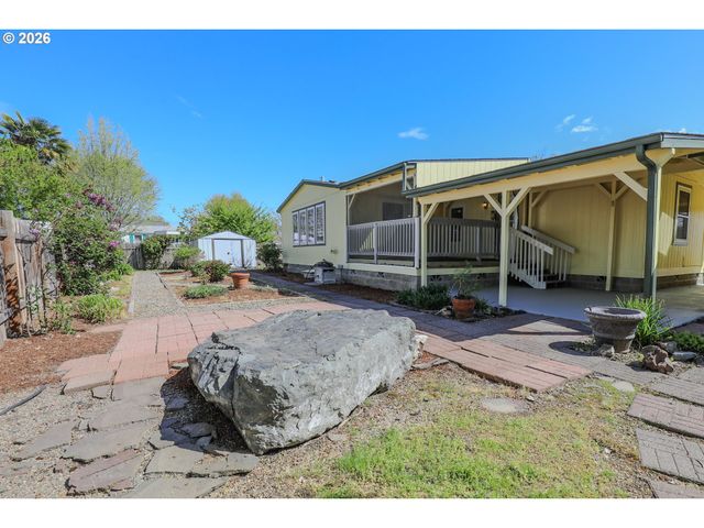 210 Nw TIMOTHY Ave, Winston, OR 97496