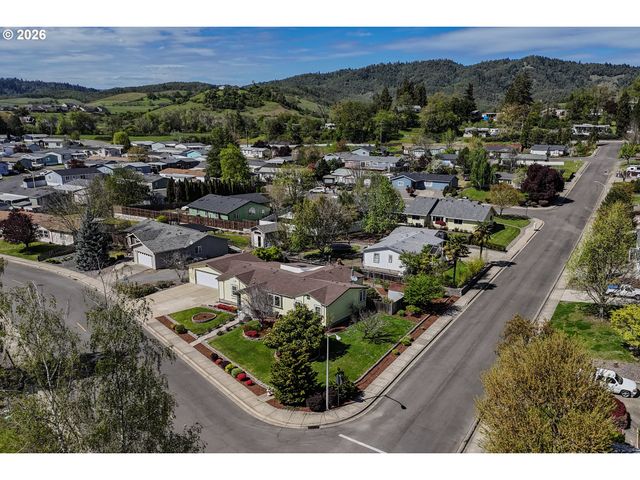 210 Nw TIMOTHY Ave, Winston, OR 97496