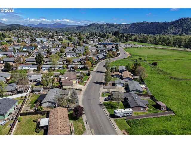 210 Nw TIMOTHY Ave, Winston, OR 97496