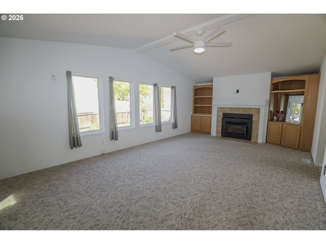 210 Nw TIMOTHY Ave, Winston, OR 97496