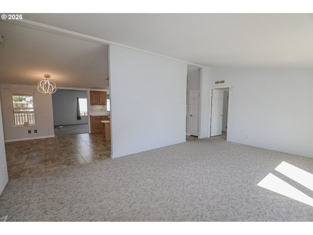 210 Nw TIMOTHY Ave, Winston, OR 97496