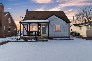 23307 Willard Avenue, Warren, MI 48089