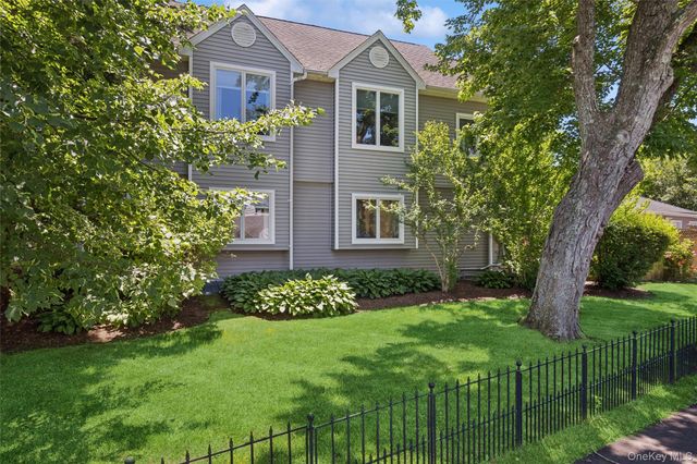 1040 Harrison Drive, Centerport, NY 11721