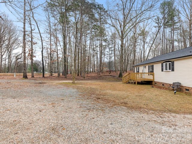 2219 Wade Funderburk Road, Pageland, SC 29728