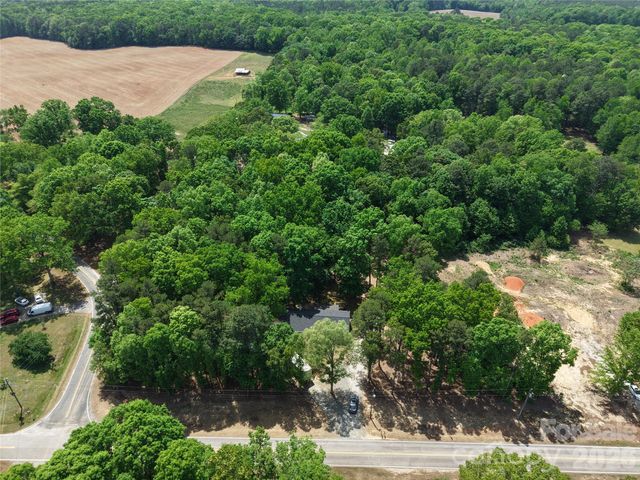 2219 Wade Funderburk Road, Pageland, SC 29728
