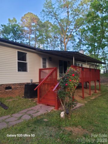 2219 Wade Funderburk Road, Pageland, SC 29728