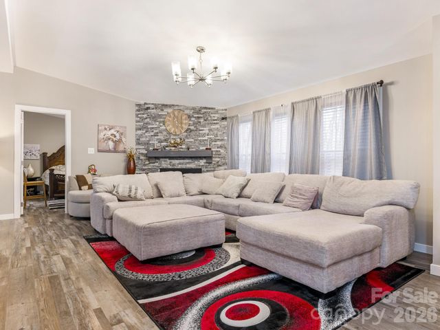 2219 Wade Funderburk Road, Pageland, SC 29728