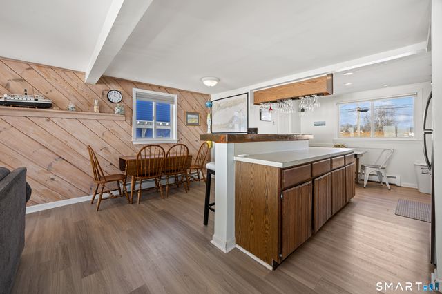 33 Beach Road West, Old Saybrook, CT 06475