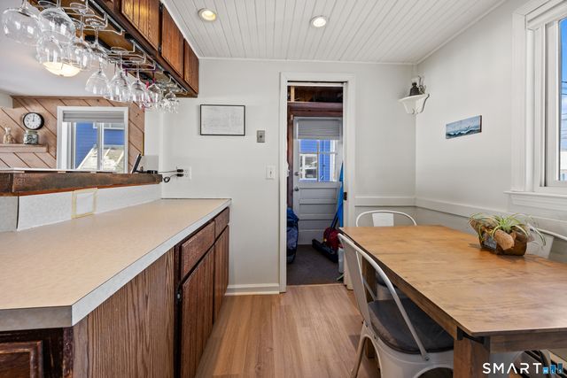 33 Beach Road West, Old Saybrook, CT 06475