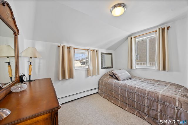33 Beach Road West, Old Saybrook, CT 06475