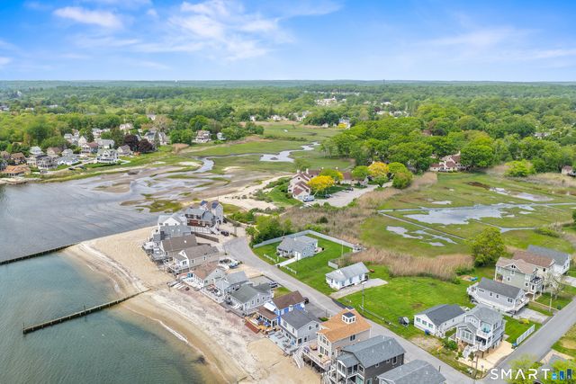 33 Beach Road West, Old Saybrook, CT 06475
