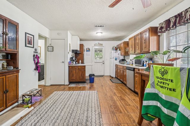 5624 Midway Road, Weatherford, TX 76085