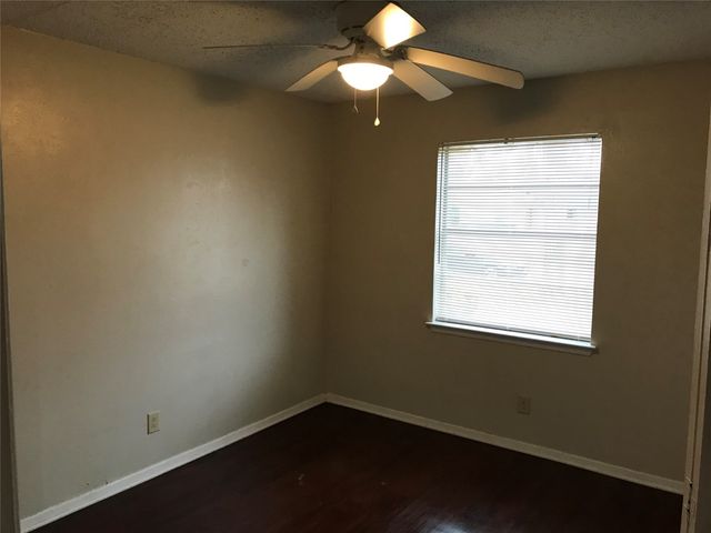 901 Malibu Drive, Garland, TX 75043