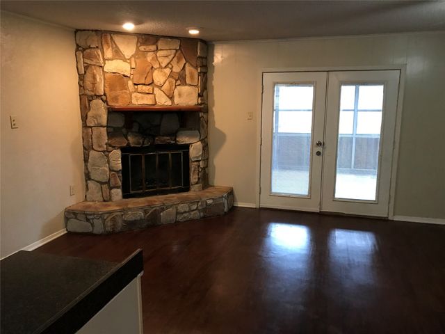 901 Malibu Drive, Garland, TX 75043