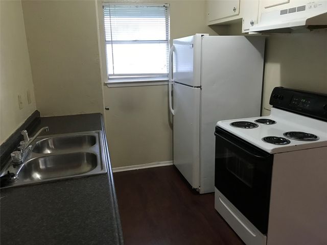 901 Malibu Drive, Garland, TX 75043