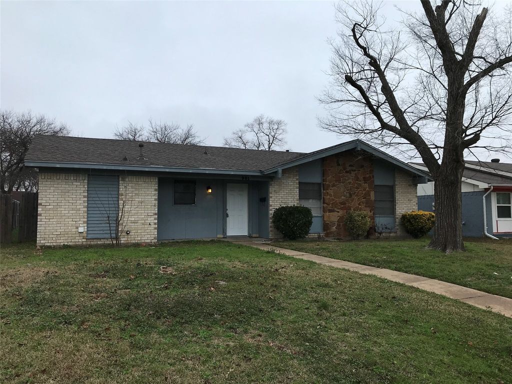 901 Malibu Drive, Garland, TX 75043