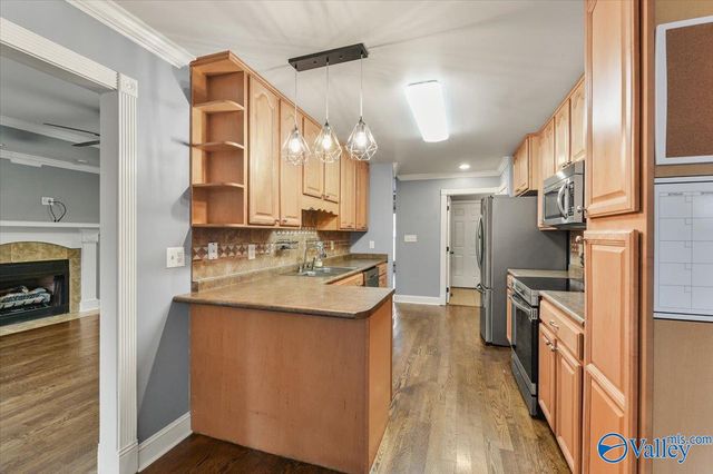 112 Shallowhill Road, Huntsville, AL 35811