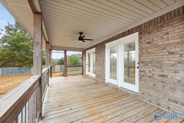 112 Shallowhill Road, Huntsville, AL 35811