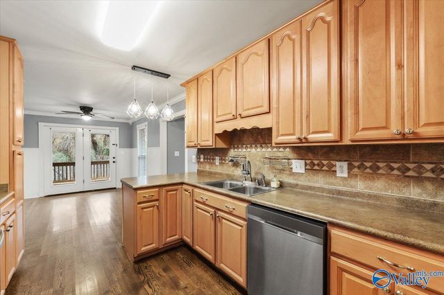 112 Shallowhill Road, Huntsville, AL 35811